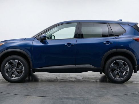 Used 2025 Nissan Rogue SV FWD image 5