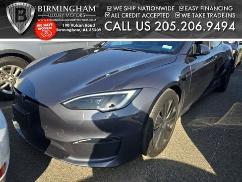 Used 2023 Tesla Model S Plaid image 2