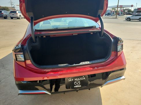 Used 2024 Hyundai Sonata SEL FWD image 9