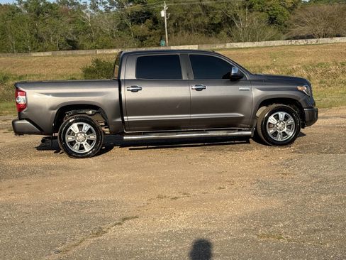 Used 2014 Toyota Tundra Platinum image 7