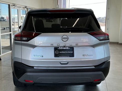 Used 2023 Nissan Rogue SV AWD/4WD image 7