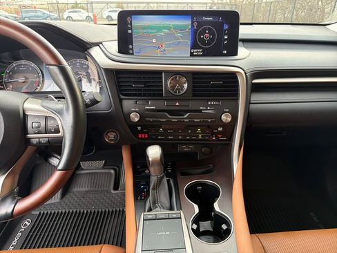 Used 2022 Lexus RX 350 FWD w/ Premium Package image 19