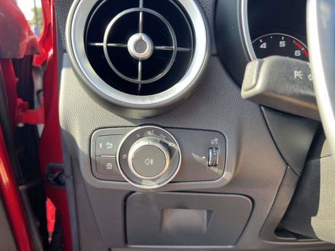 Used 2023 Alfa Romeo Stelvio Veloce image 22