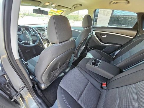 Used 2016 Hyundai Elantra GT image 20