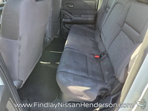 Used 2024 Nissan Frontier SV w/ Technology Package AWD/4WD image 11