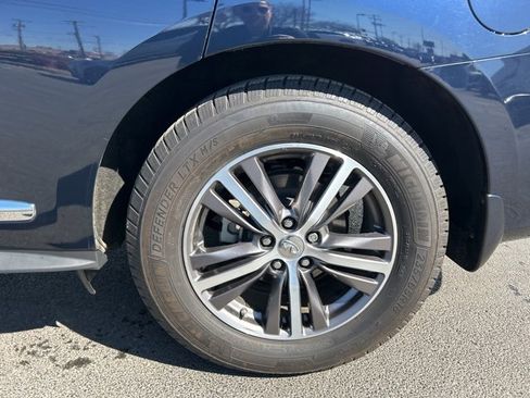 Used 2019 INFINITI QX60 Luxe w/ Essential Package image 20