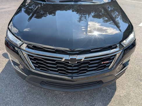 Used 2023 Chevrolet Traverse RS FWD image 12