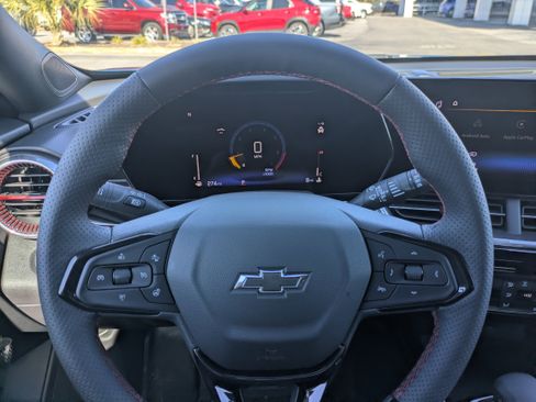 New 2025 Chevrolet Trax RS w/ Driver Confidence Package image 20