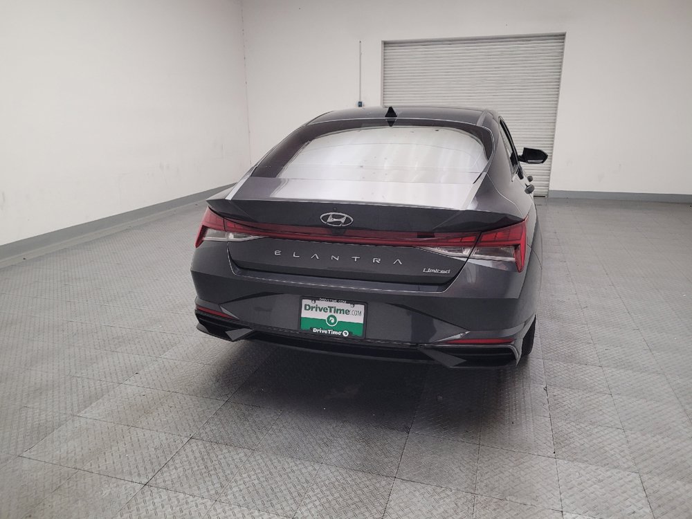 Used 2021 Hyundai Elantra Limited w/ Cargo Package FWD image 7