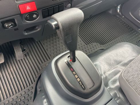 Used 2024 Chevrolet Low Cab Forward image 12