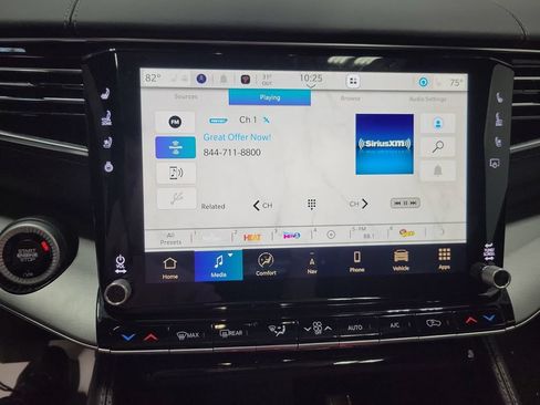 New 2026 Jeep Grand Wagoneer Limited AWD/4WD image 25