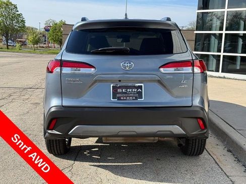 Used 2024 Toyota Corolla Cross LE w/ Moonroof Package AWD/4WD image 4