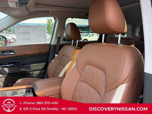 New 2026 Nissan Pathfinder Platinum w/ Accent Package AWD/4WD image 14