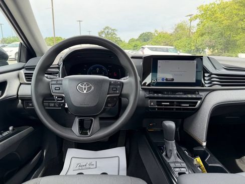 Used 2025 Toyota Camry LE w/ Convenience Package FWD image 23