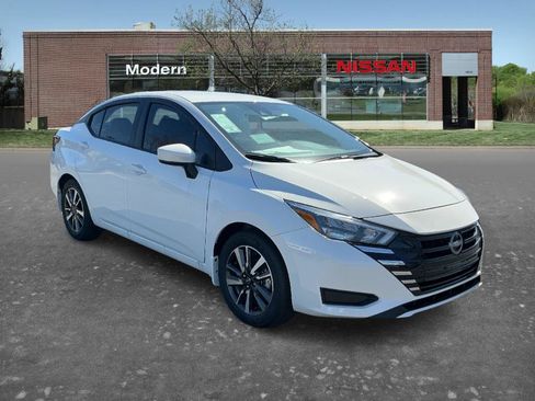 New 2025 Nissan Versa SV w/ Trunk Package image 5