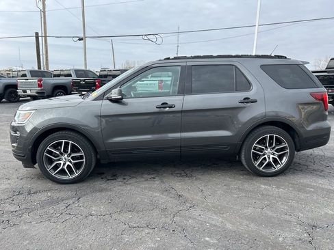 Used 2018 Ford Explorer Sport w/ Ford Safe & Smart Package image 8