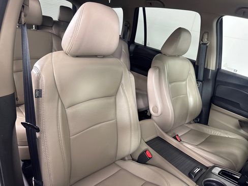 Used 2017 Honda Pilot LX image 27