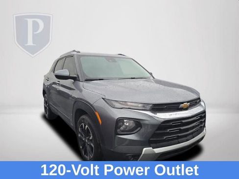 Used 2021 Chevrolet TrailBlazer LT w/ Convenience Package image 12