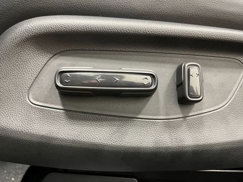 New 2026 Honda HR-V EX-L image 13