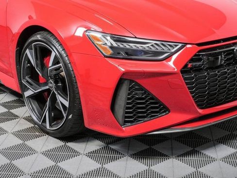 Used 2021 Audi RS 6 w/ Carbon Optic Package AWD/4WD image 32