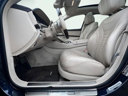 Used 2018 Mercedes-Benz S 560 S 560 image 16