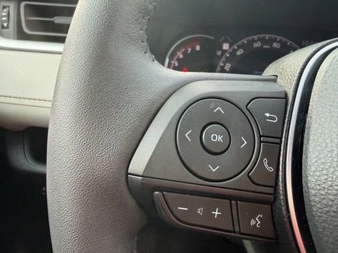 Used 2023 Toyota RAV4 XLE w/ Convenience Package image 14