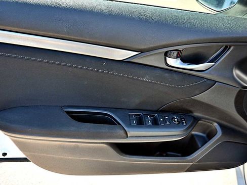 Used 2020 Honda Civic EX image 19