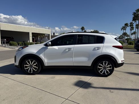 Used 2018 Kia Sportage EX w/ Option Group 040 image 7
