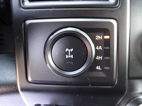 Used 2020 Ford Expedition XL image 25