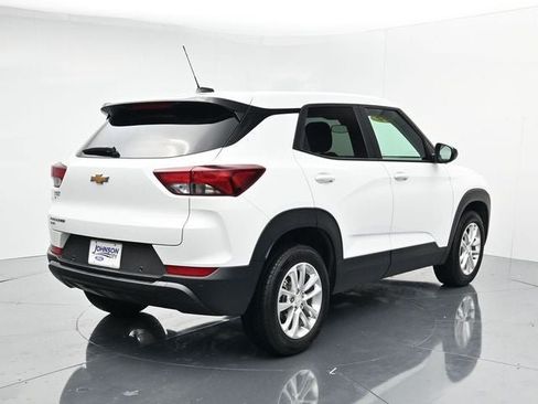 Used 2024 Chevrolet TrailBlazer LS w/ LS Convenience Package AWD/4WD image 9