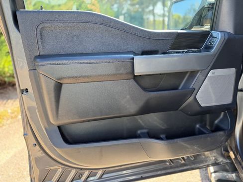 Used 2024 Ford F150 Lariat w/ FX4 Off-Road Package image 9