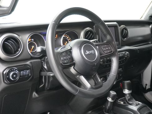Used 2022 Jeep Wrangler Sport S image 12