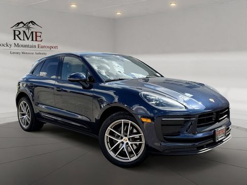 Used 2023 Porsche Macan AWD/4WD image 1