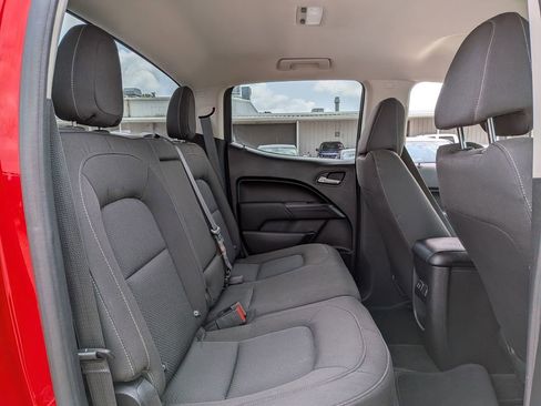 Used 2018 Chevrolet Colorado LT RWD image 28