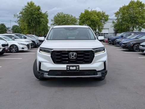 Used 2023 Honda Pilot Elite image 2