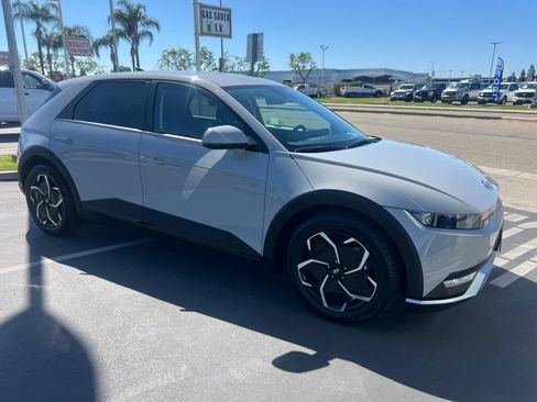 Used 2024 Hyundai Ioniq 5 SEL RWD image 14