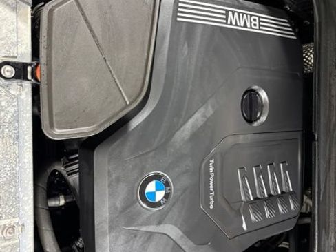 Used 2023 BMW X4 xDrive30i w/ M Sport Package AWD/4WD image 23