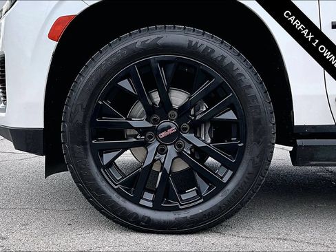 Used 2023 GMC Yukon Denali AWD/4WD image 34
