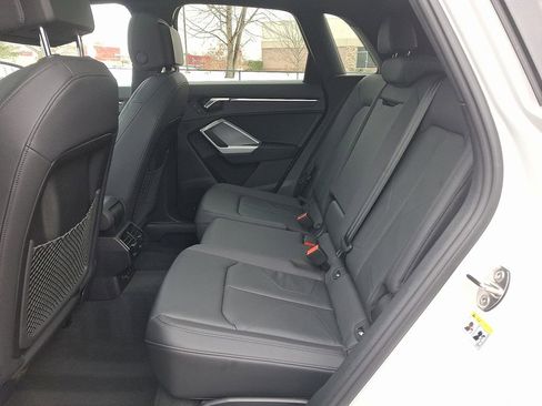 Certified 2025 Audi Q3 2.0T Premium Plus w/ Premium Plus Package image 10