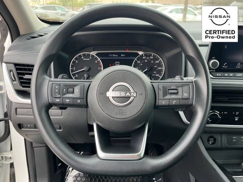 Certified 2024 Nissan Rogue S FWD image 18