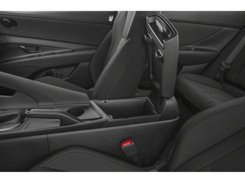 Used 2025 Hyundai Elantra Sport FWD image 12
