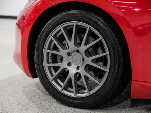 Used 2011 Nissan 370Z Coupe image 41