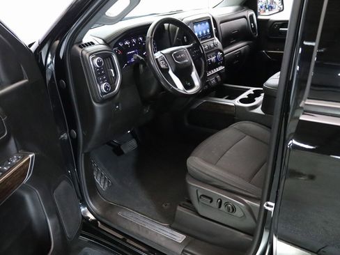 Used 2021 GMC Sierra 1500 Elevation w/ LPO, Elevation Black Package image 15