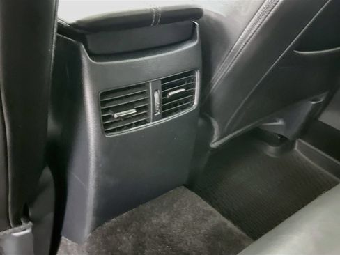Certified 2024 MAZDA CX-30 AWD 2.5 S w/ Preferred Package image 26
