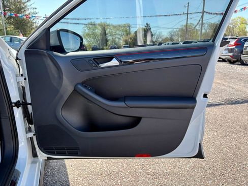 Used 2015 Volkswagen Jetta GLI SEL FWD image 14
