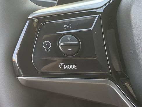 New 2026 BMW 530i xDrive 530i xDrive w/ Premium Package image 25