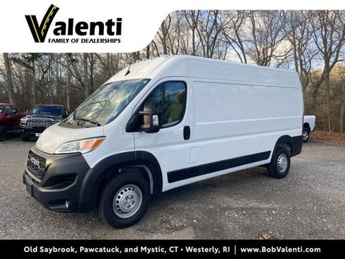 Used 2024 RAM ProMaster 2500 w/ Premium Convenience Group image 1