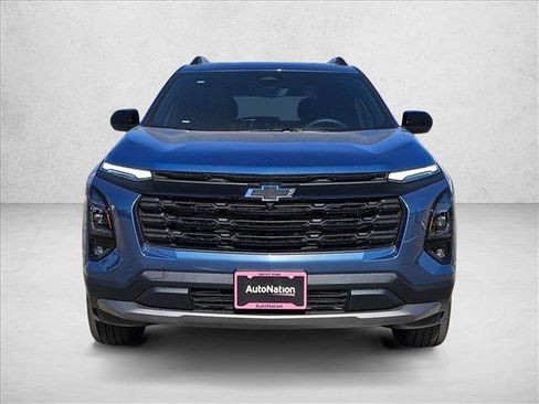 New 2026 Chevrolet Equinox LT w/ Convenience Package II FWD image 6