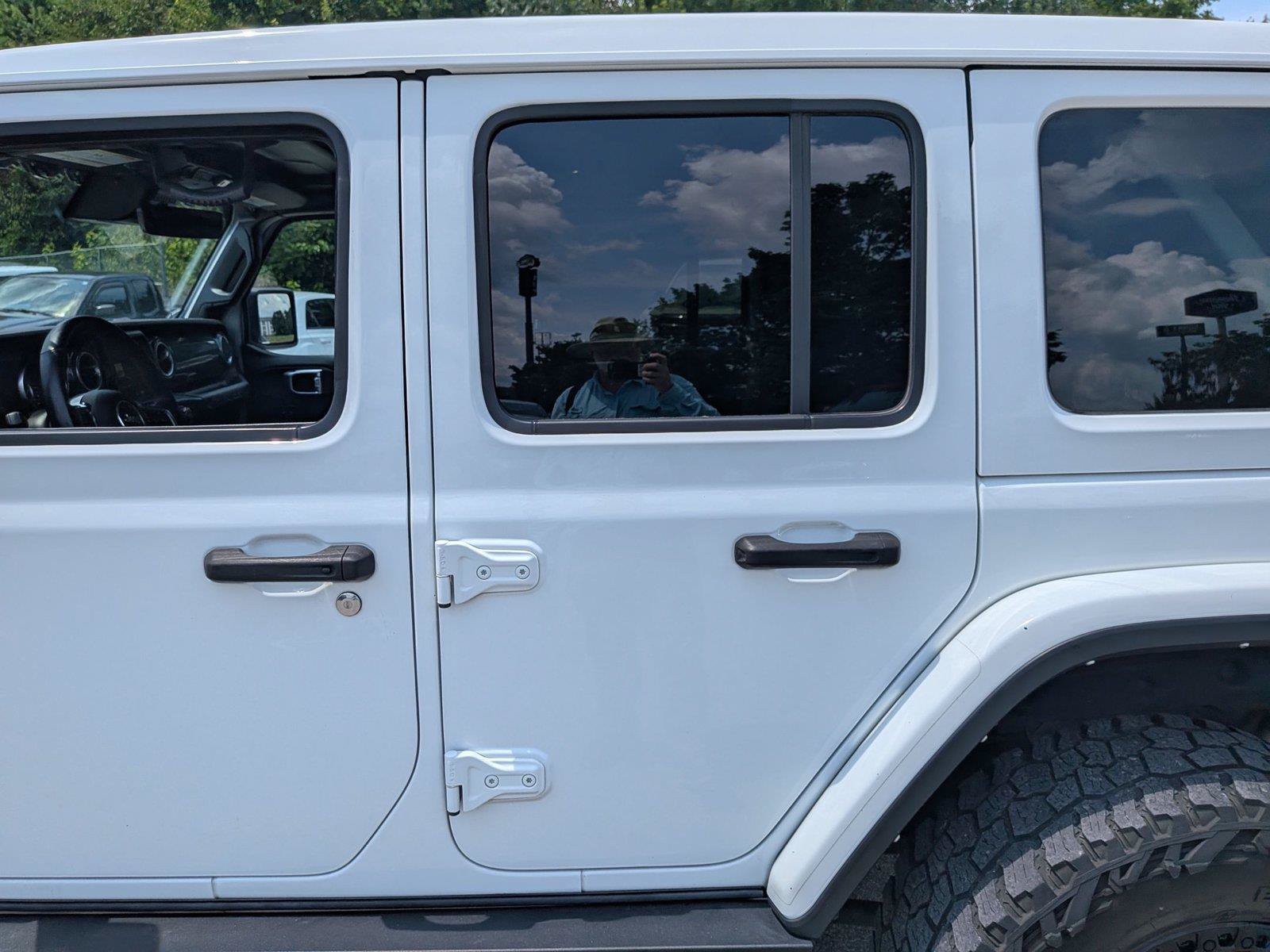 Used 2021 Jeep Wrangler Unlimited Rubicon w/ Trailer Tow Package AWD/4WD image 30