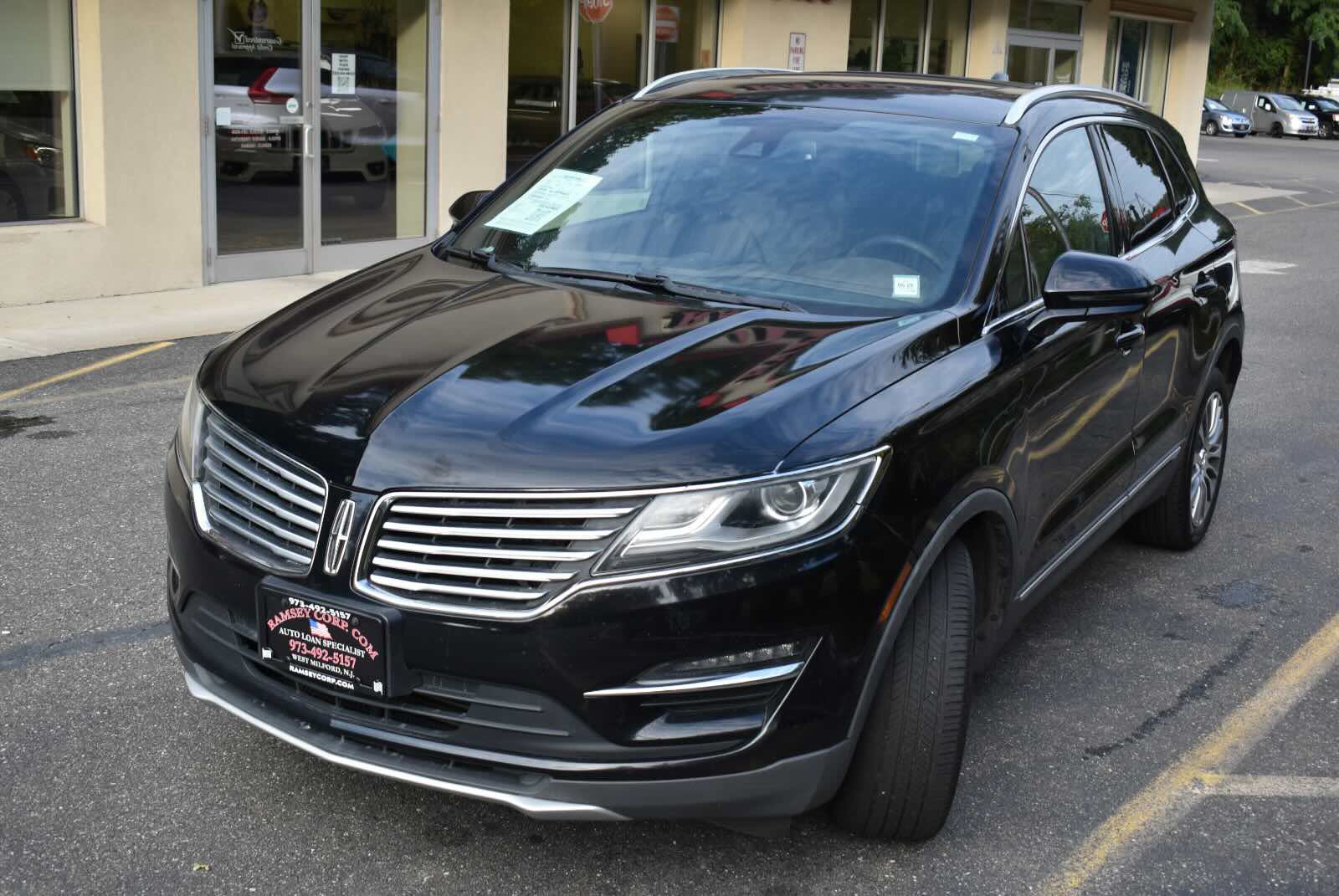 Used 2017 Lincoln MKC Reserve w/ Lincoln MKC Climate Package AWD/4WD image 8